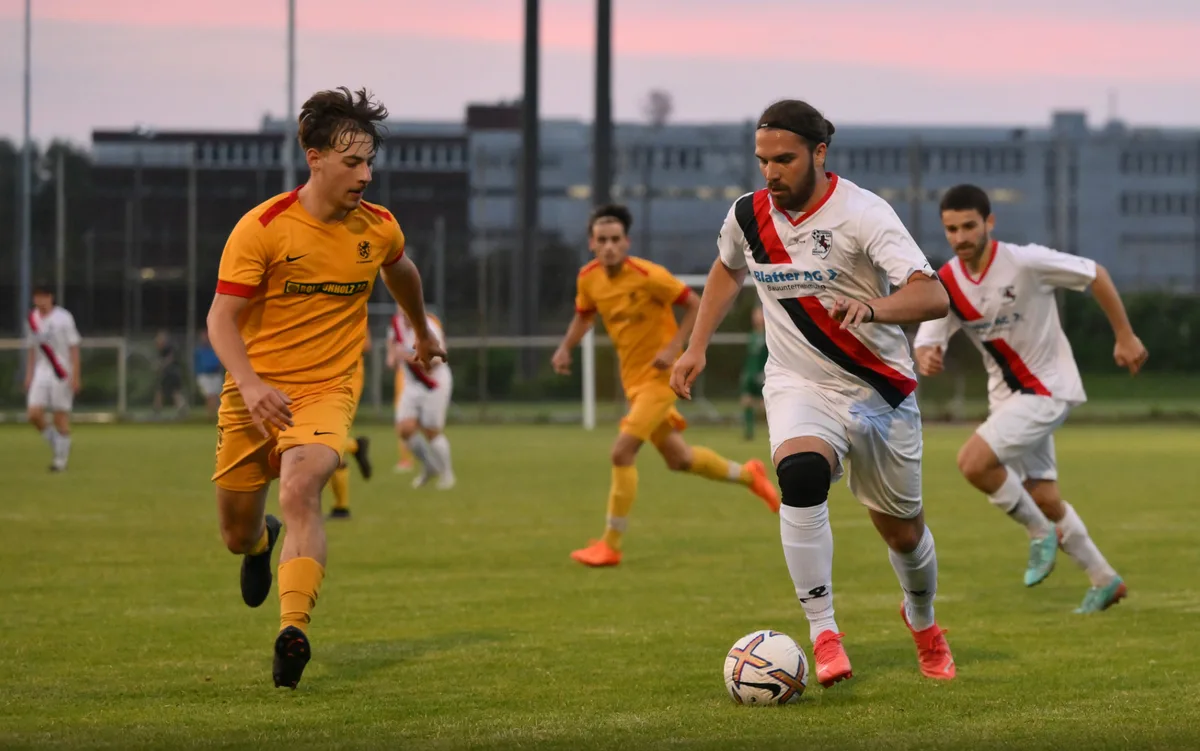 Caner Türkmen (FC Seuzach) in einem Spiel gegen Greifensee.